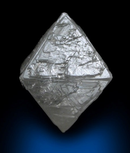 The most complete crystal octagonal gray diamond, 4.12 carats, 10.8*8*8mm, South Africa
