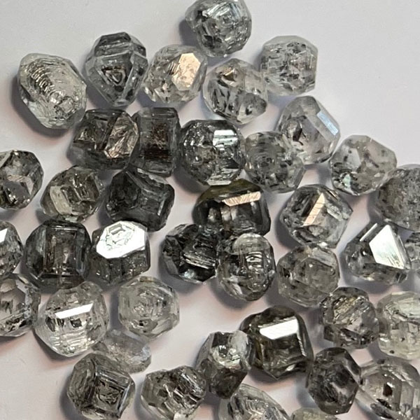 एचपीएचटी 3-4 सीटी लैब ने बनाया बिना काटा औद्योगिक सिंथेटिक कच्चा हीरा