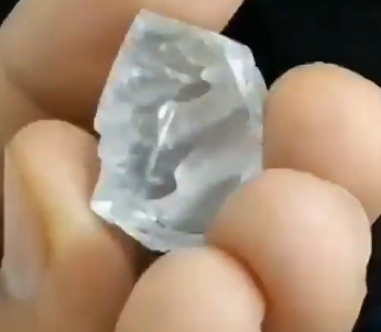 Half cut diamond rough