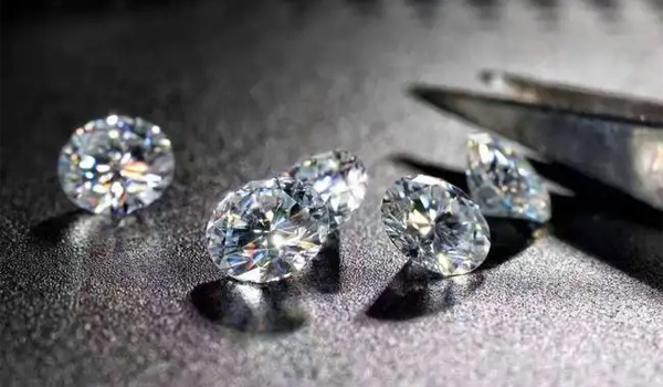 a grown diamond per carat